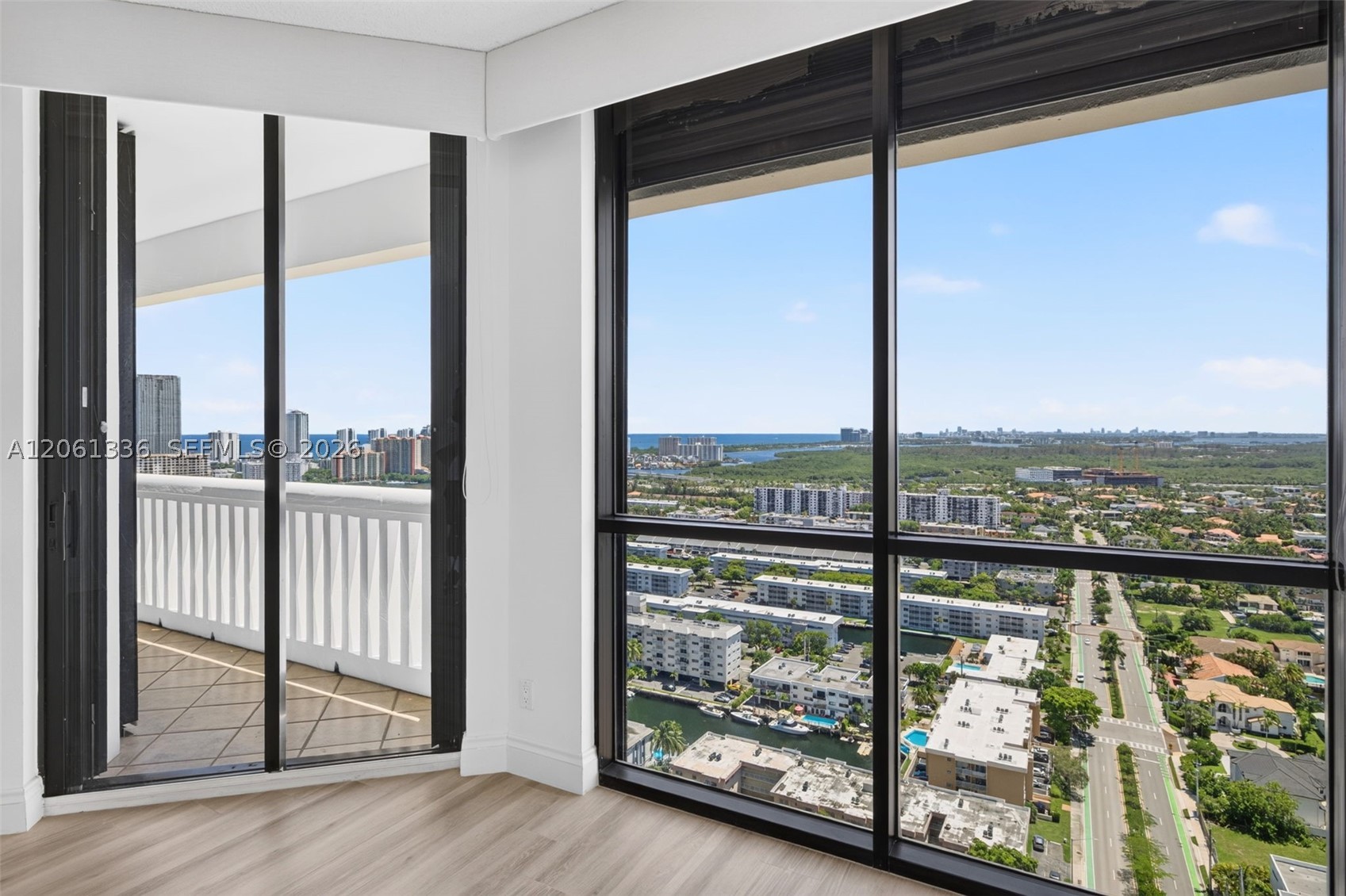 2000 Island Blvd #3008, Aventura FL 33160