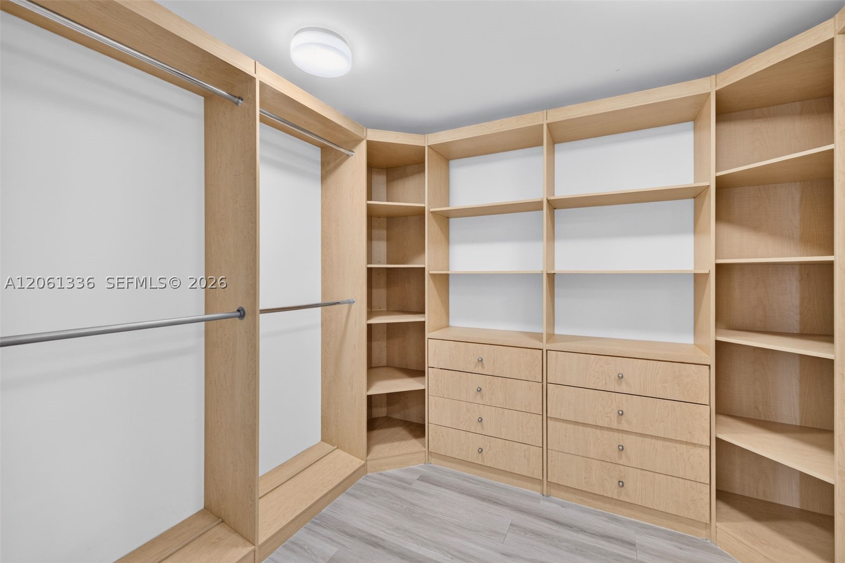 2000 Island Blvd #3008, Aventura FL 33160