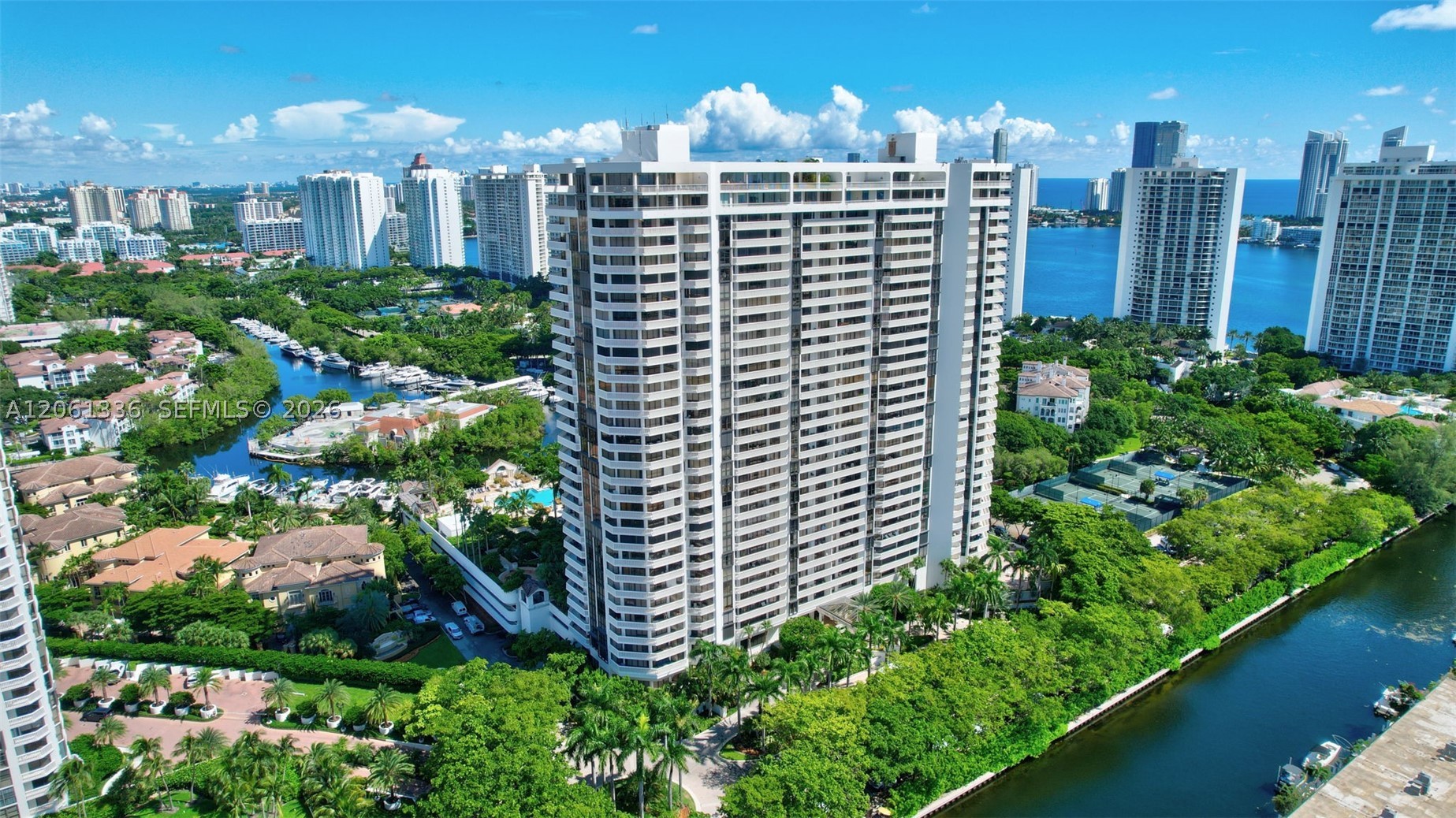 2000 Island Blvd #3008, Aventura FL 33160