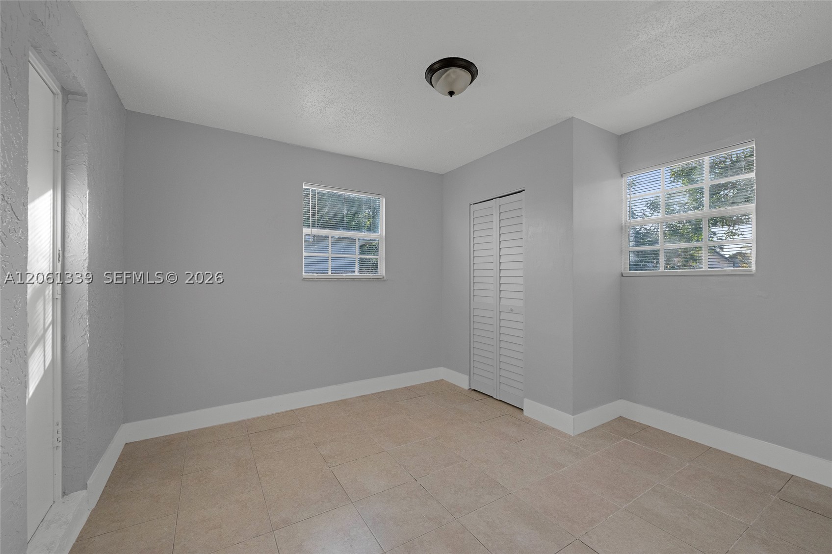 2641 NW 44th Ave #0, Lauderhill FL 33313