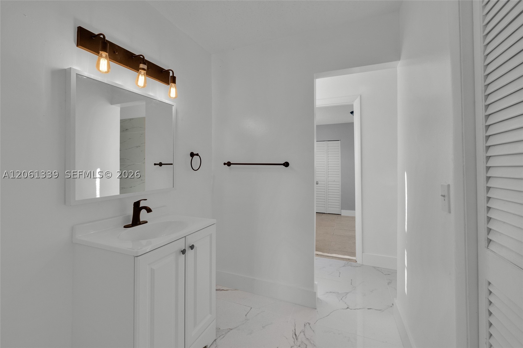 2641 NW 44th Ave #0, Lauderhill FL 33313