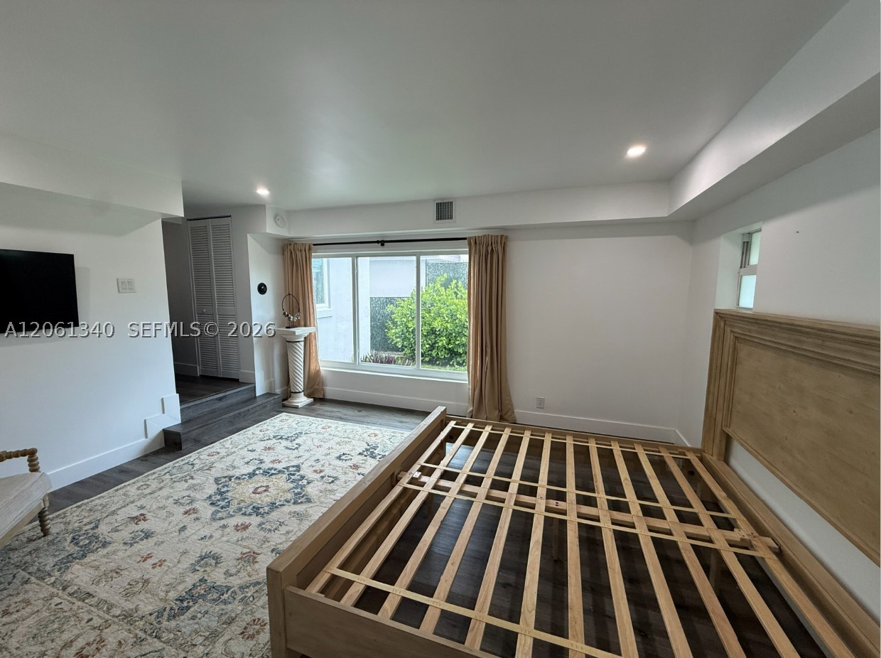 1950 SW 13th St, Miami FL 33145