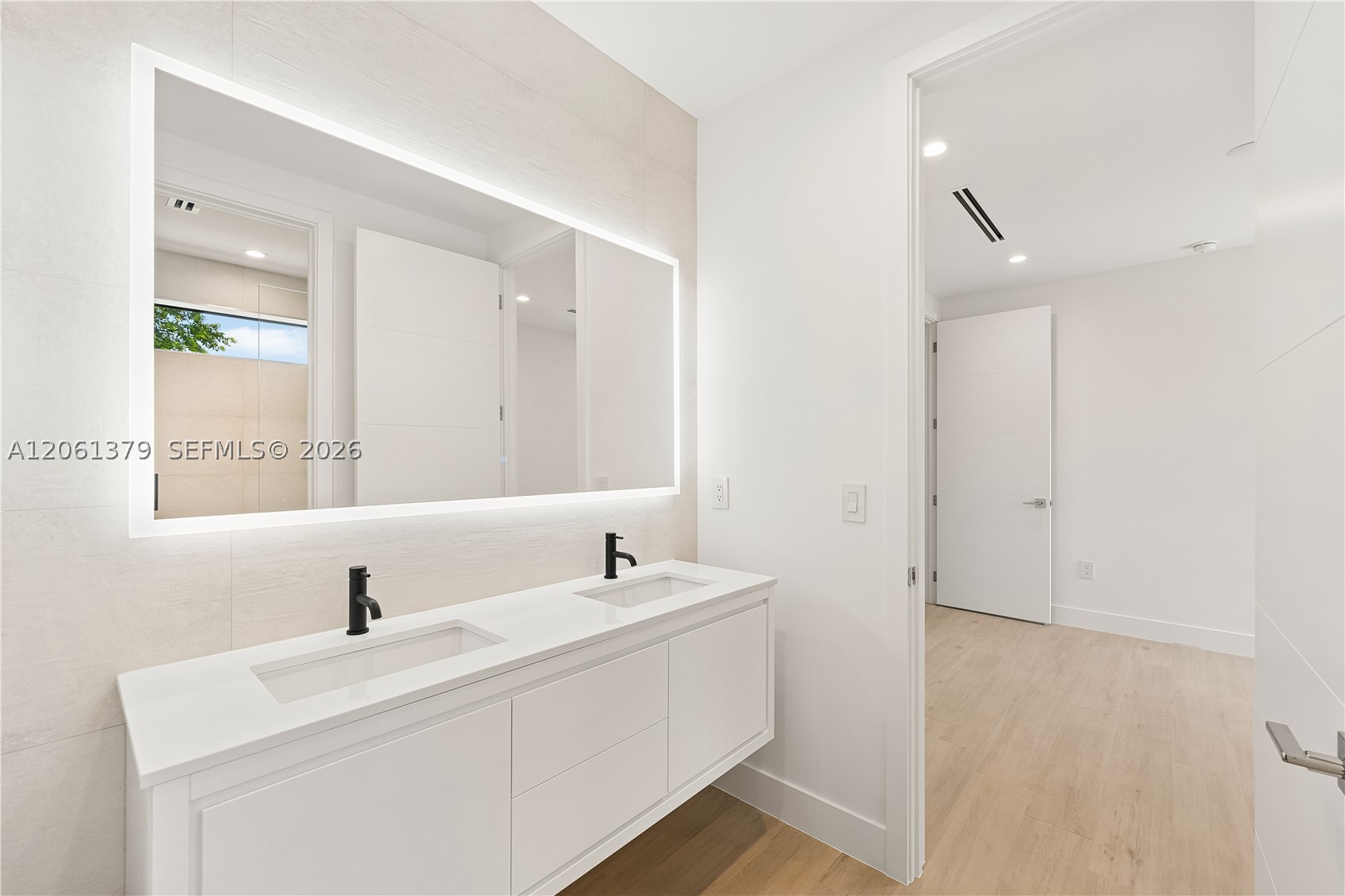 3352 SW 28th Ter, Miami FL 33133