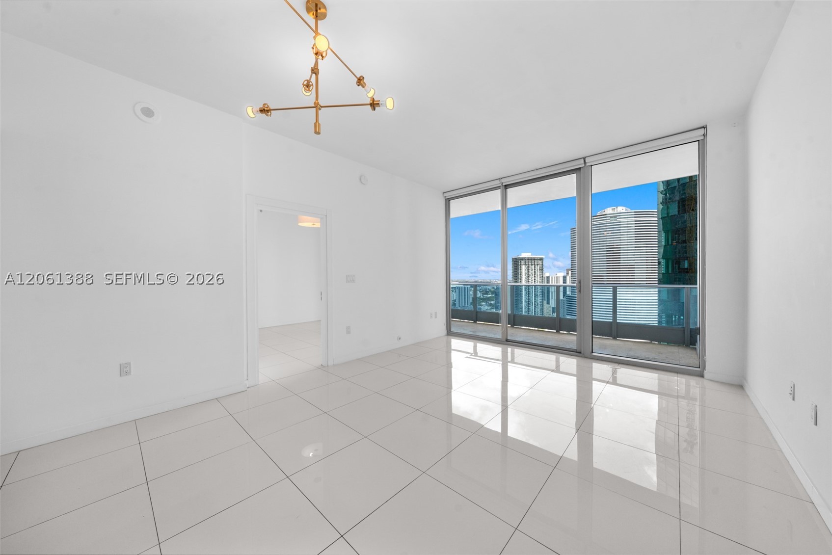200 Biscayne Boulevard Way #4409, Miami FL 33131
