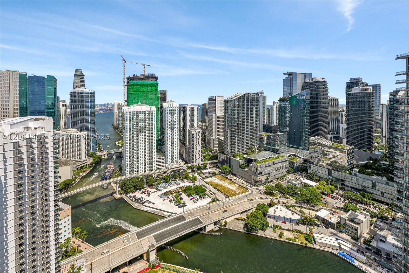 90 SW 3rd St #PH-17, Miami FL 33130