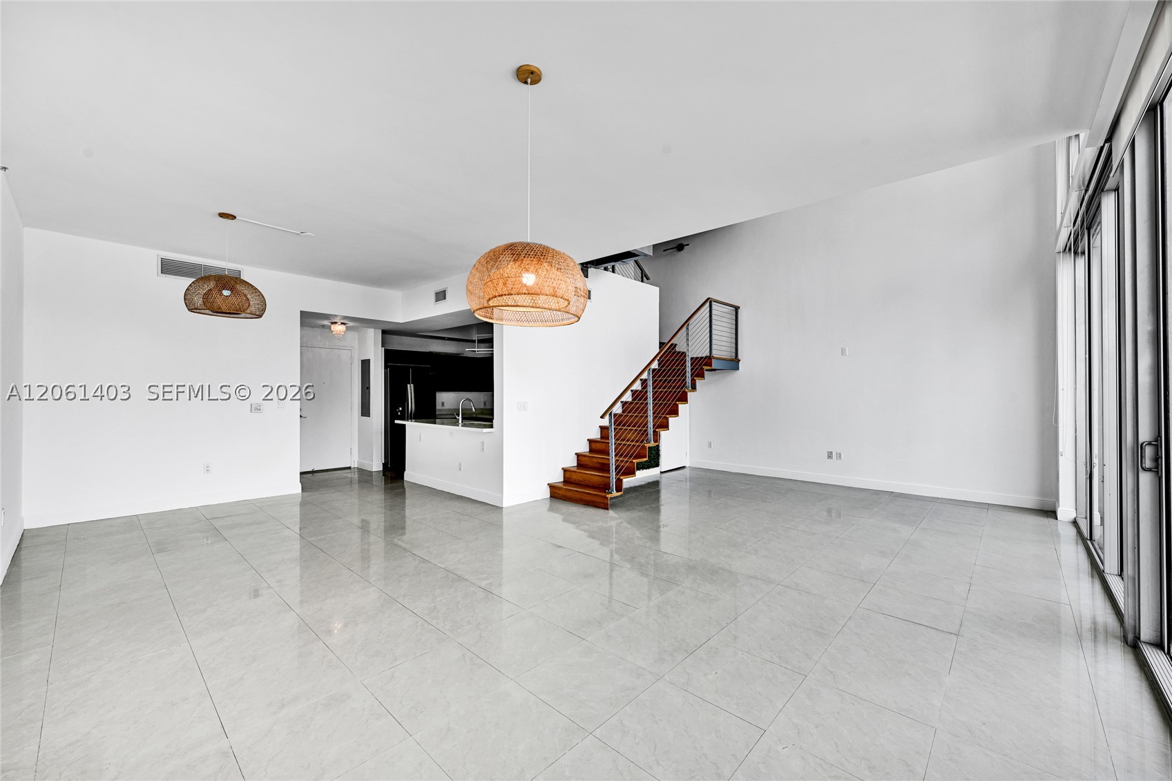 90 SW 3rd St #PH-17, Miami FL 33130