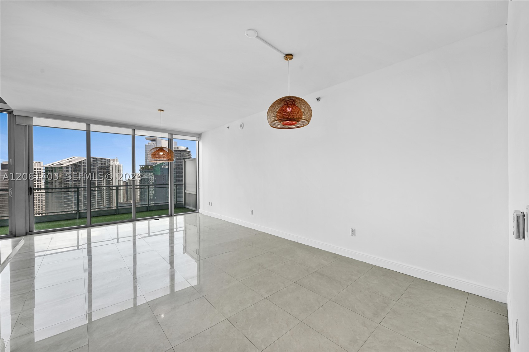 90 SW 3rd St #PH-17, Miami FL 33130