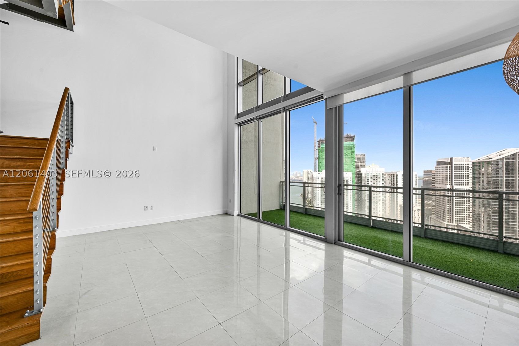 90 SW 3rd St #PH-17, Miami FL 33130