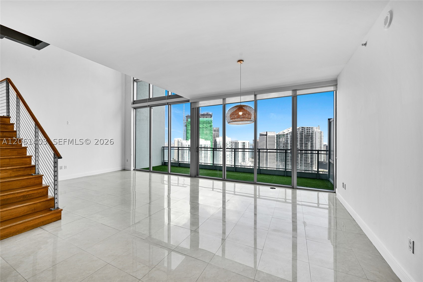 90 SW 3rd St #PH-17, Miami FL 33130