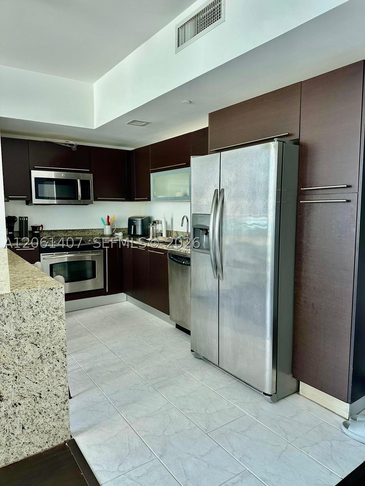 950 Brickell Bay Dr #2406, Miami FL 33131