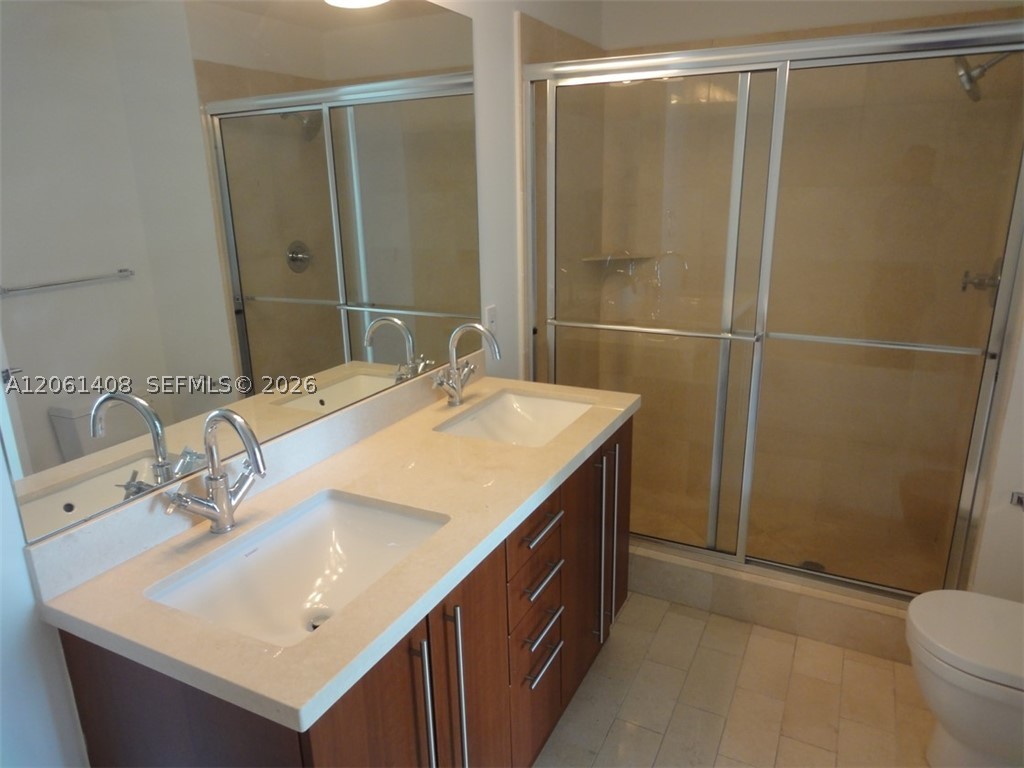 79 SW 12th St #1203-S, Miami FL 33130