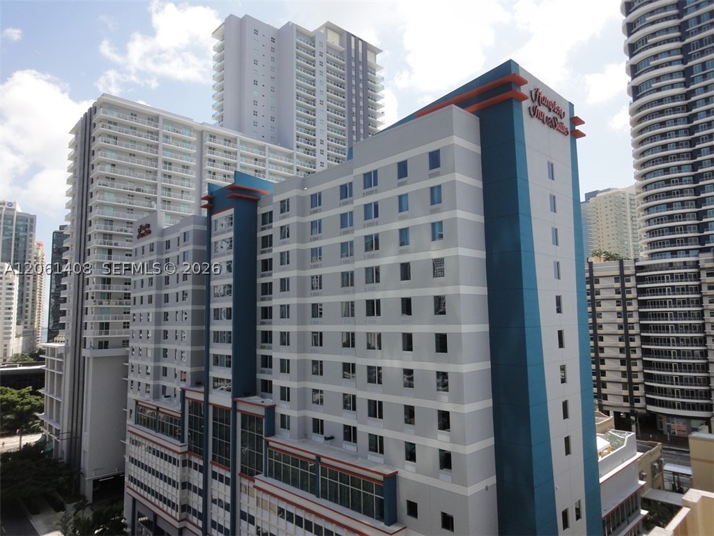 79 SW 12th St #1203-S, Miami FL 33130