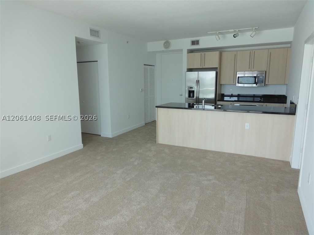79 SW 12th St #1203-S, Miami FL 33130