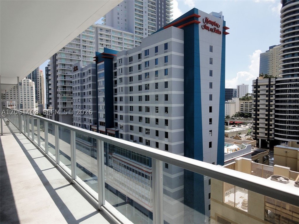 79 SW 12th St #1203-S, Miami FL 33130