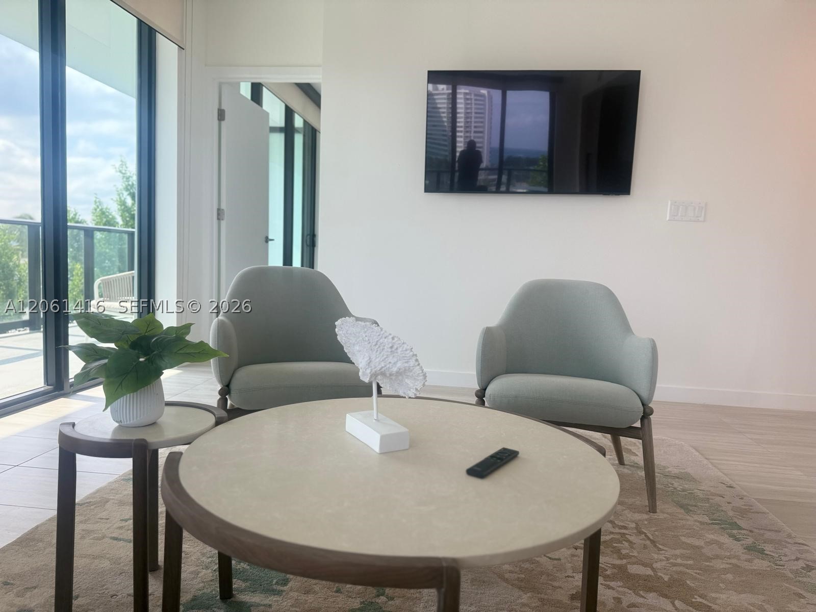 580 72nd St #602, Miami Beach FL 33141