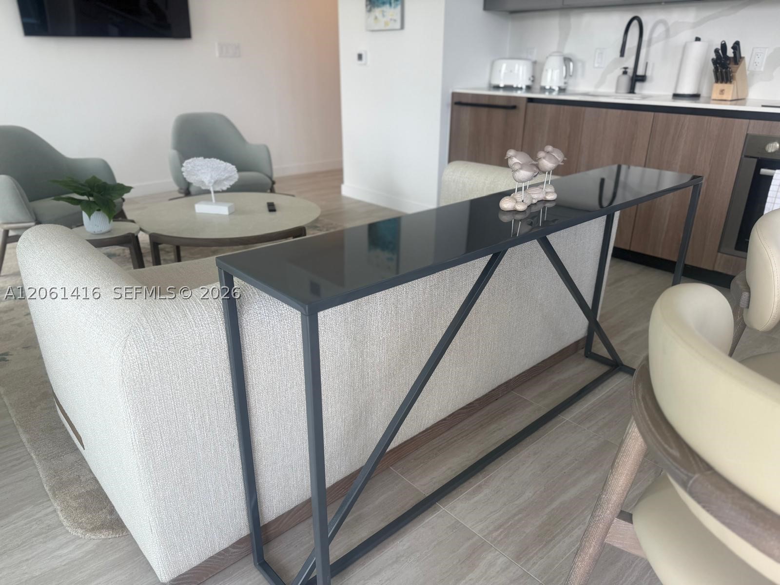 580 72nd St #602, Miami Beach FL 33141