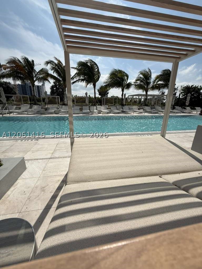 580 72nd St #602, Miami Beach FL 33141