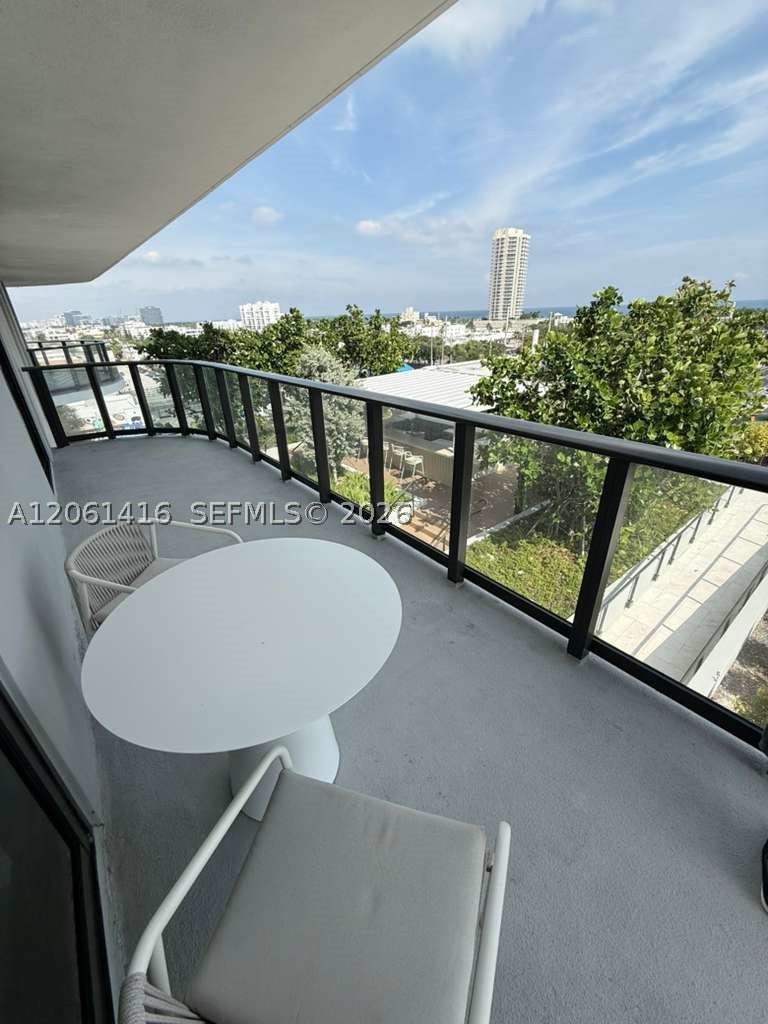 580 72nd St #602, Miami Beach FL 33141