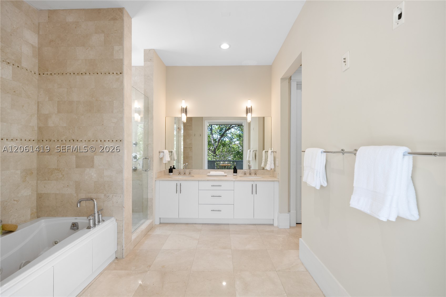 7745 SW 54th Ave, Miami FL 33143