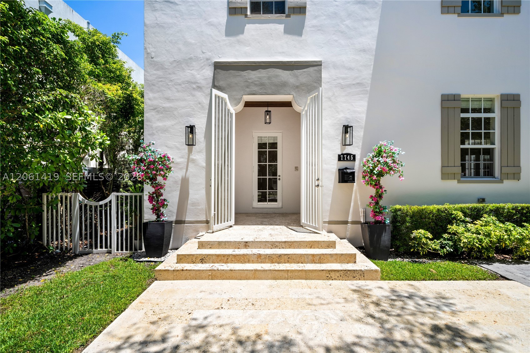 7745 SW 54th Ave, Miami FL 33143