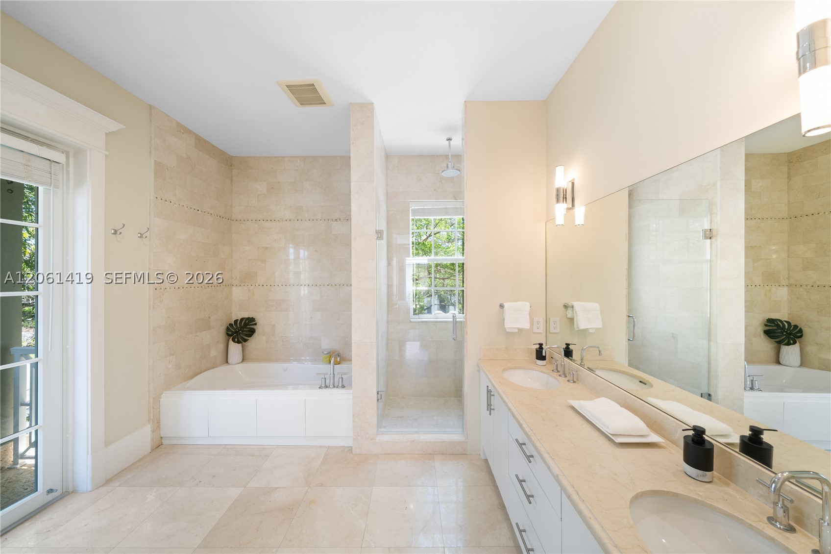 7745 SW 54th Ave, Miami FL 33143