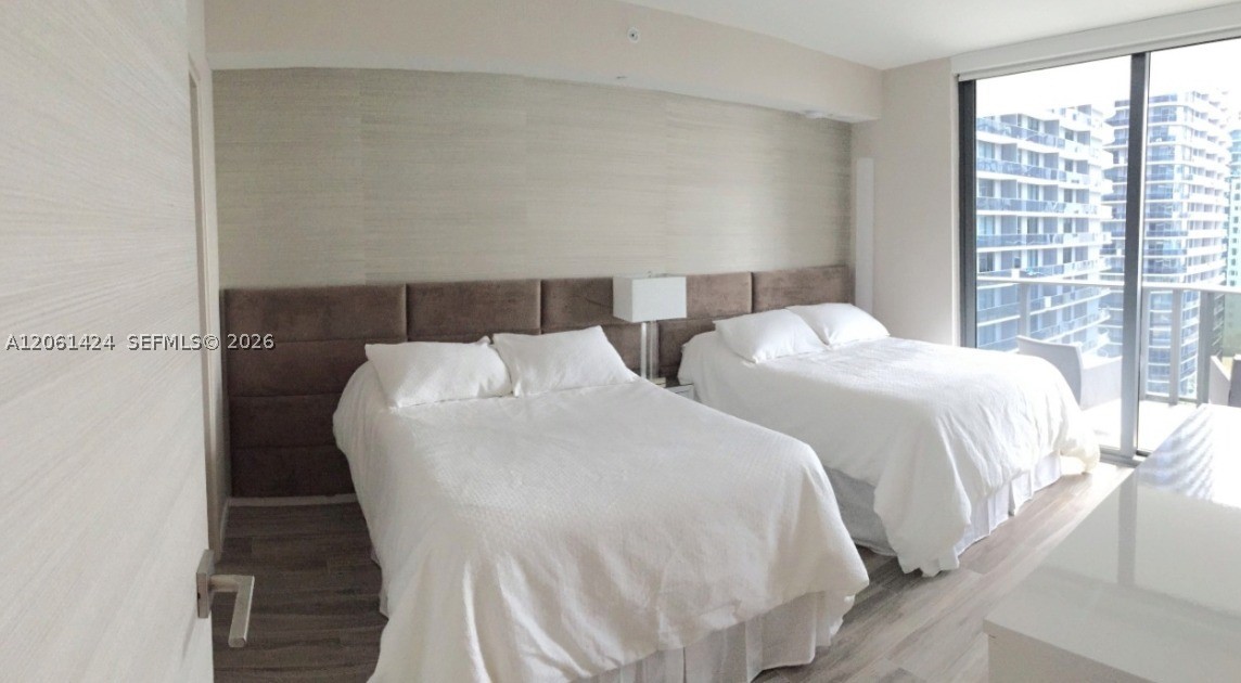 801 S Miami Ave #1910, Miami FL 33130