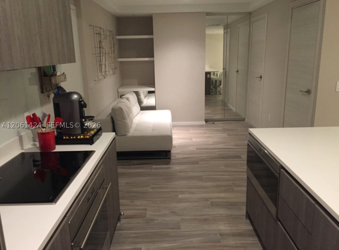 801 S Miami Ave #1910, Miami FL 33130