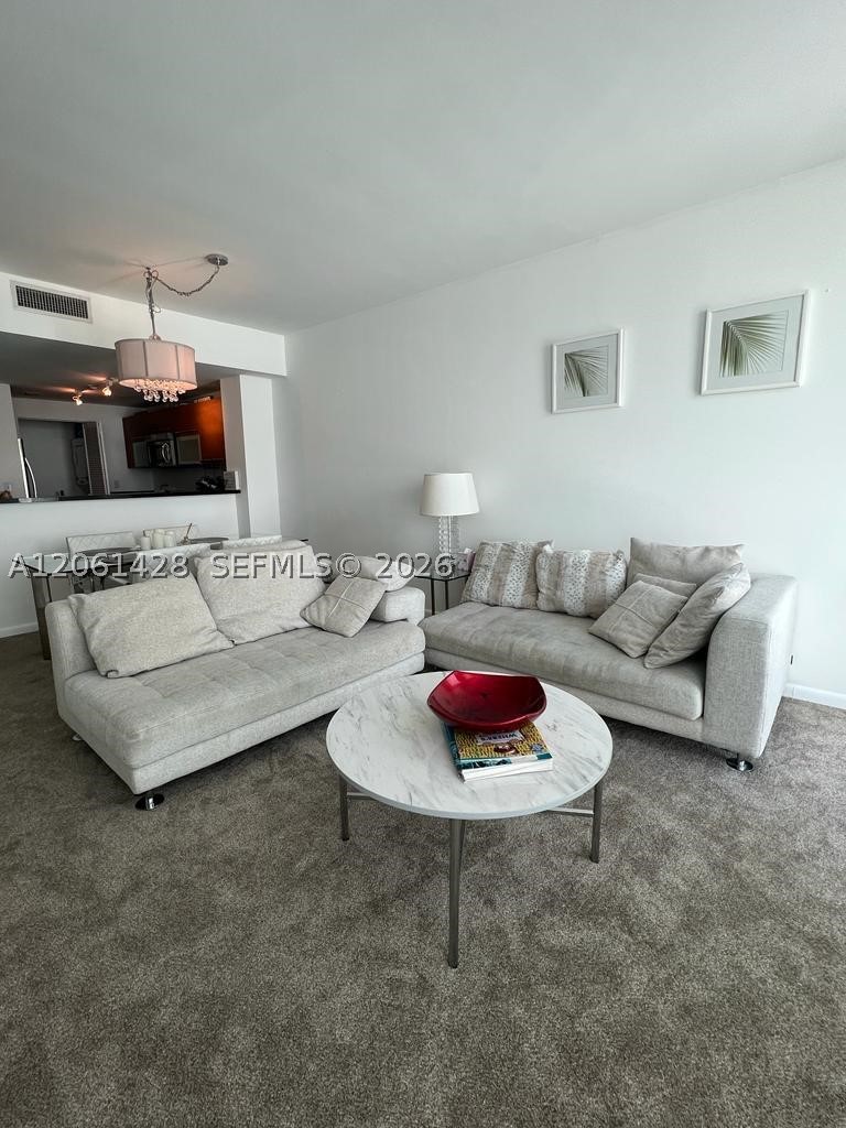 253 NE 2nd St #3806, Miami FL 33132