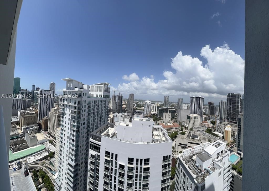 253 NE 2nd St #3806, Miami FL 33132