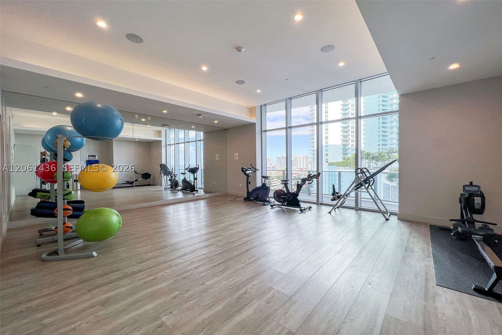 488 NE 18th St #3104, Miami FL 33132