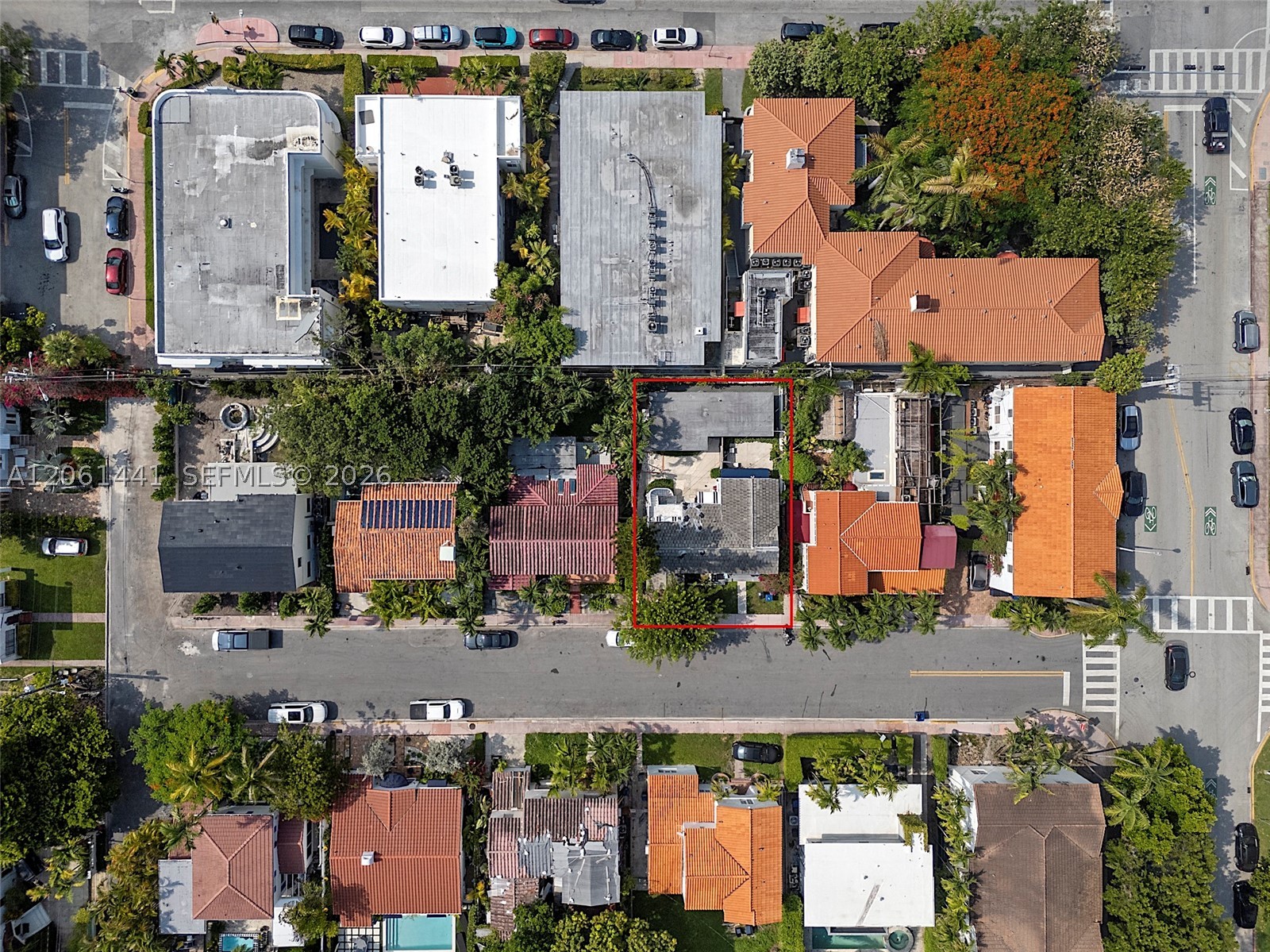 821 Espanola Way, Miami Beach FL 33139