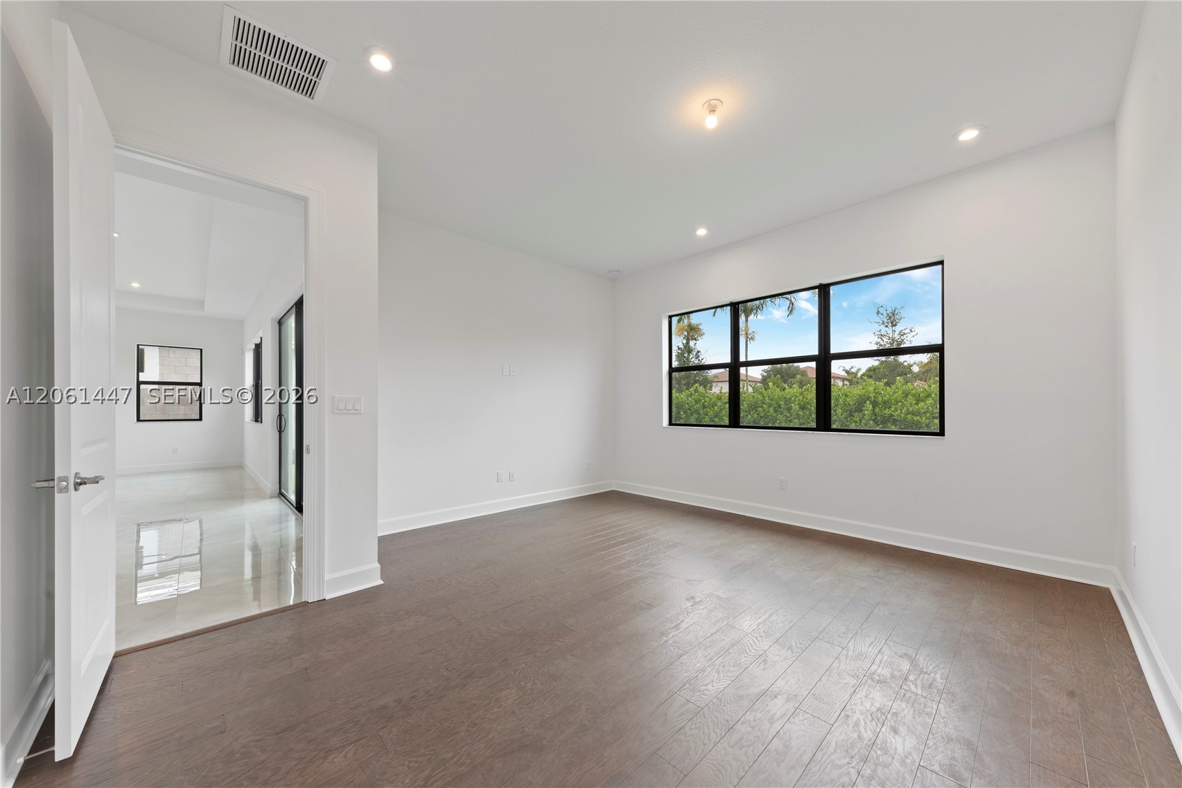 2671 NW 87th Ter, Cooper City FL 33024