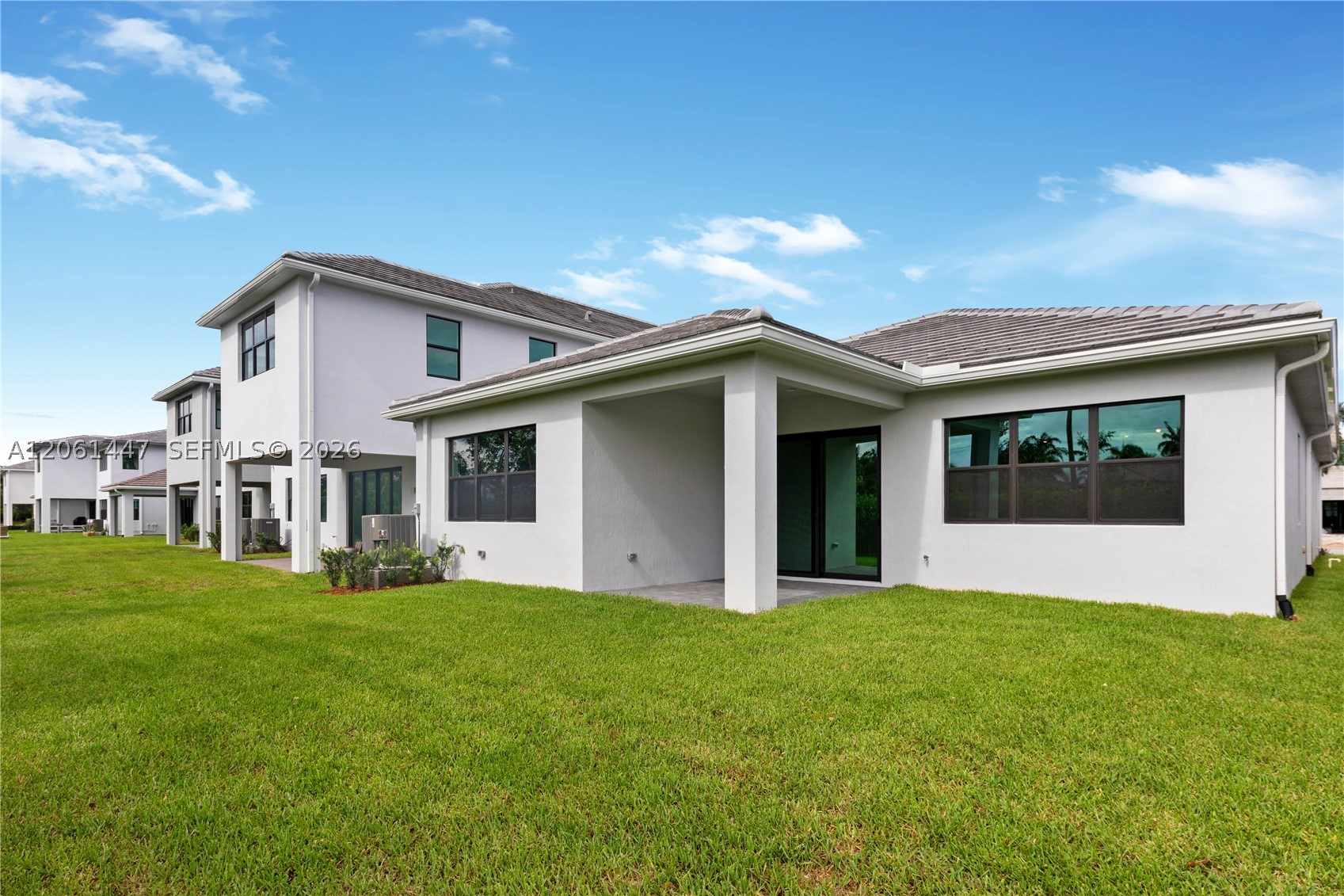 2671 NW 87th Ter, Cooper City FL 33024