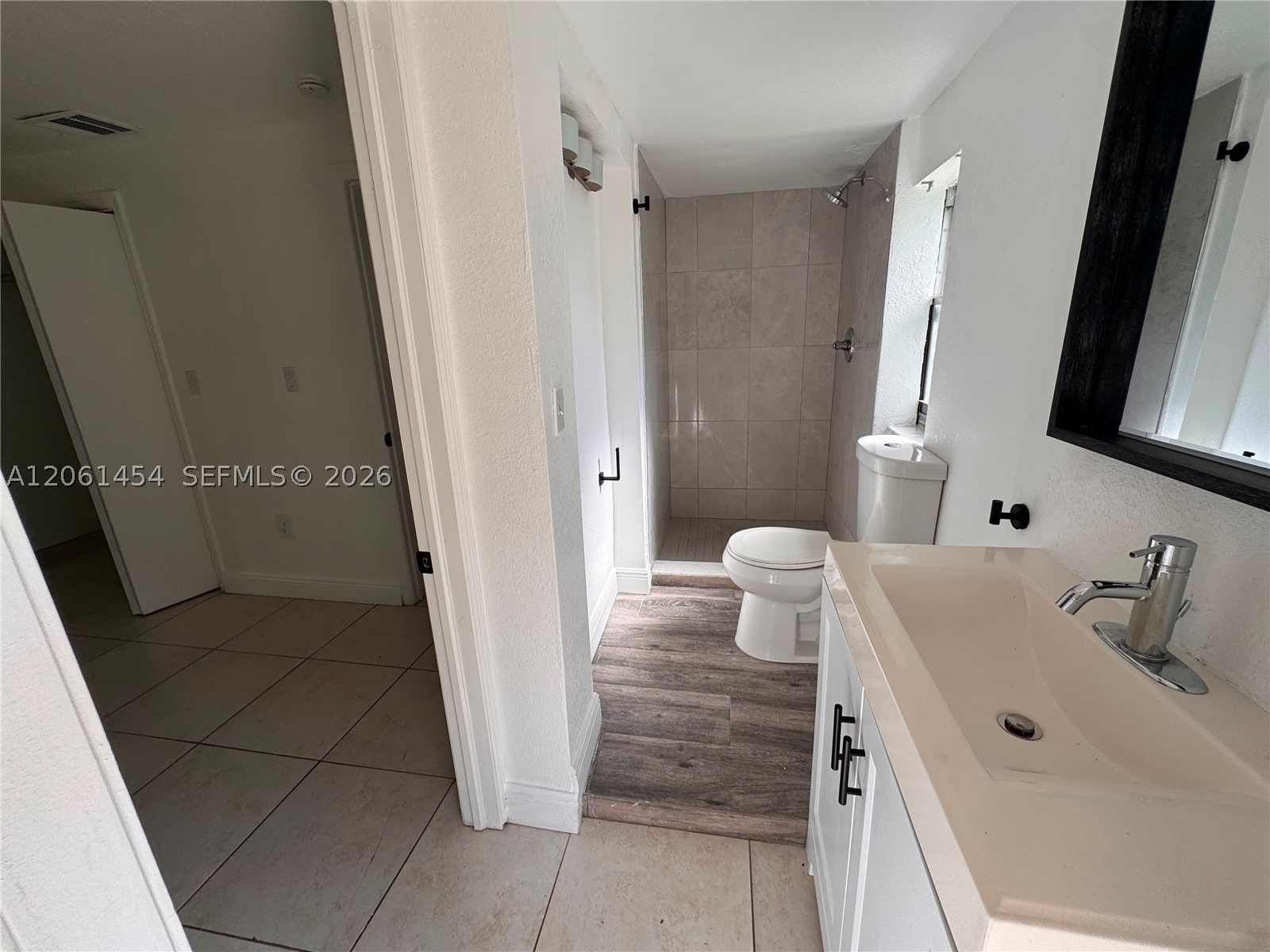 124 NW 89th St #124, El Portal FL 33150
