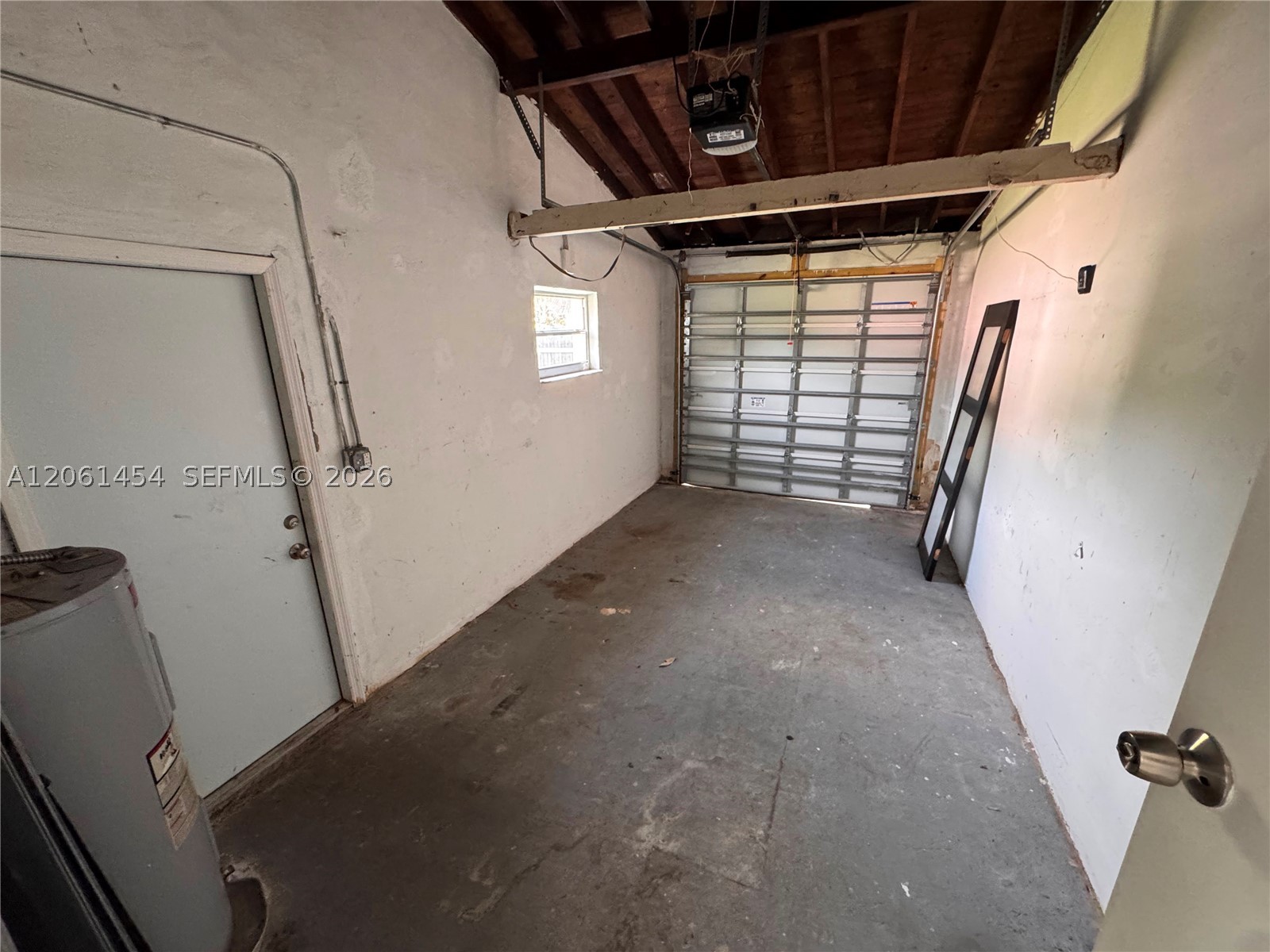 124 NW 89th St #124, El Portal FL 33150