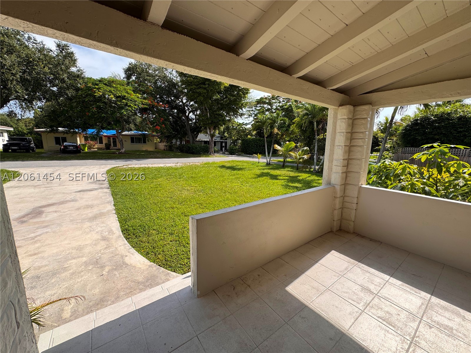 124 NW 89th St #124, El Portal FL 33150