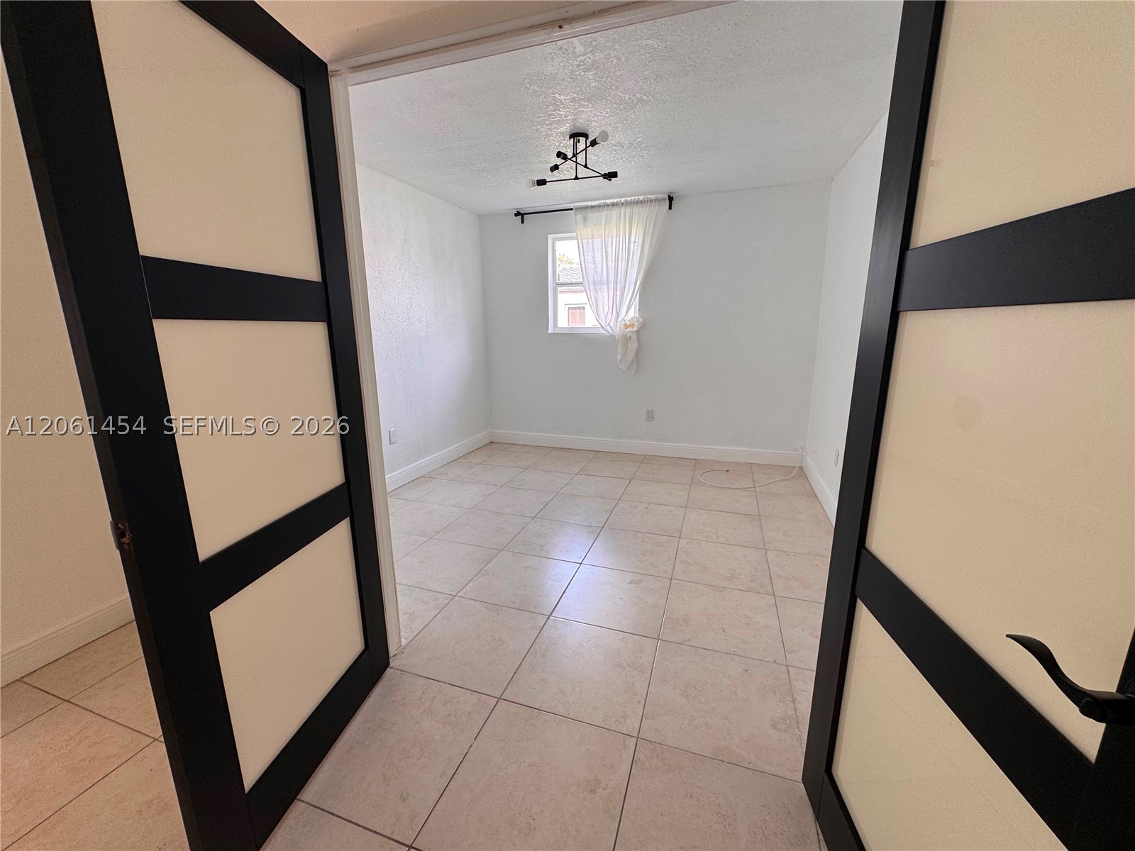 124 NW 89th St #124, El Portal FL 33150