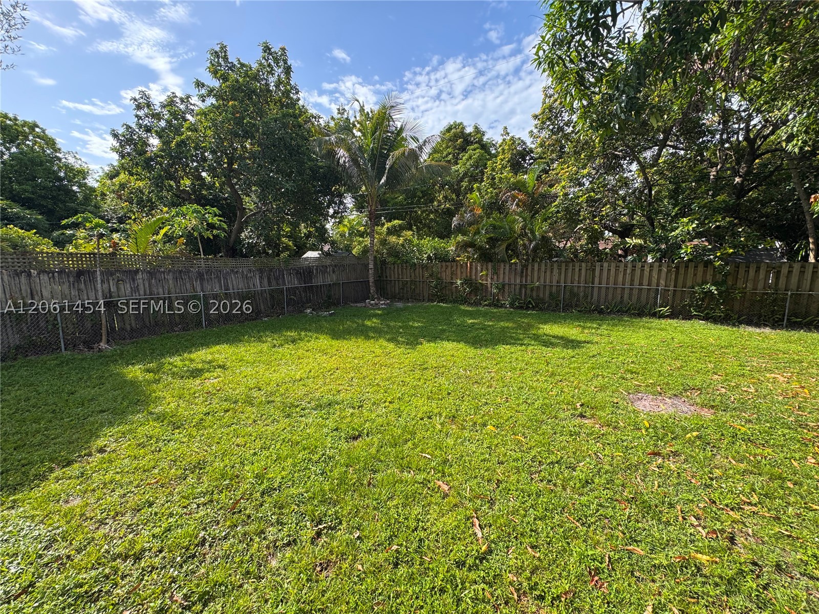 124 NW 89th St #124, El Portal FL 33150