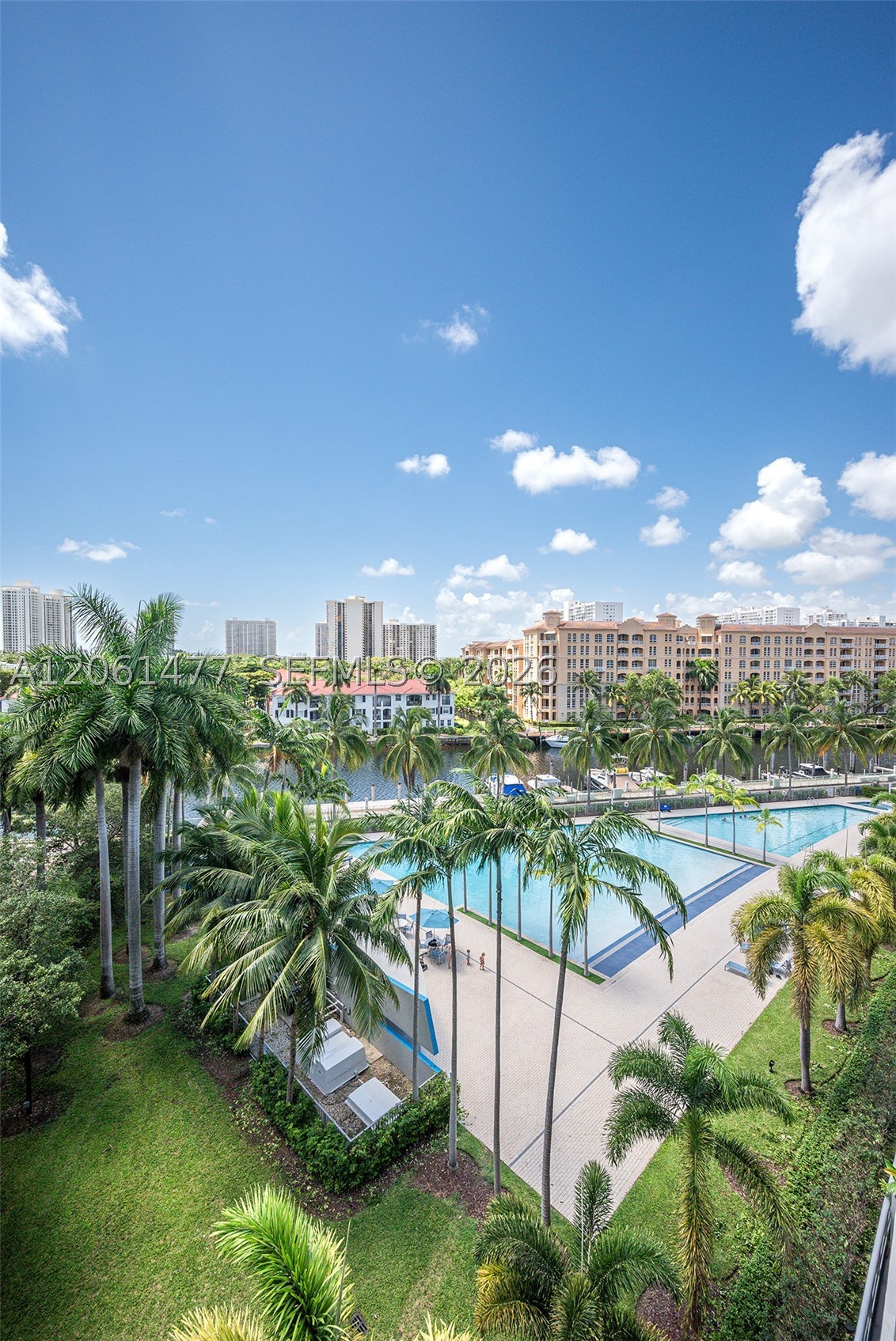 2950 NE 188th St #449, Aventura FL 33180