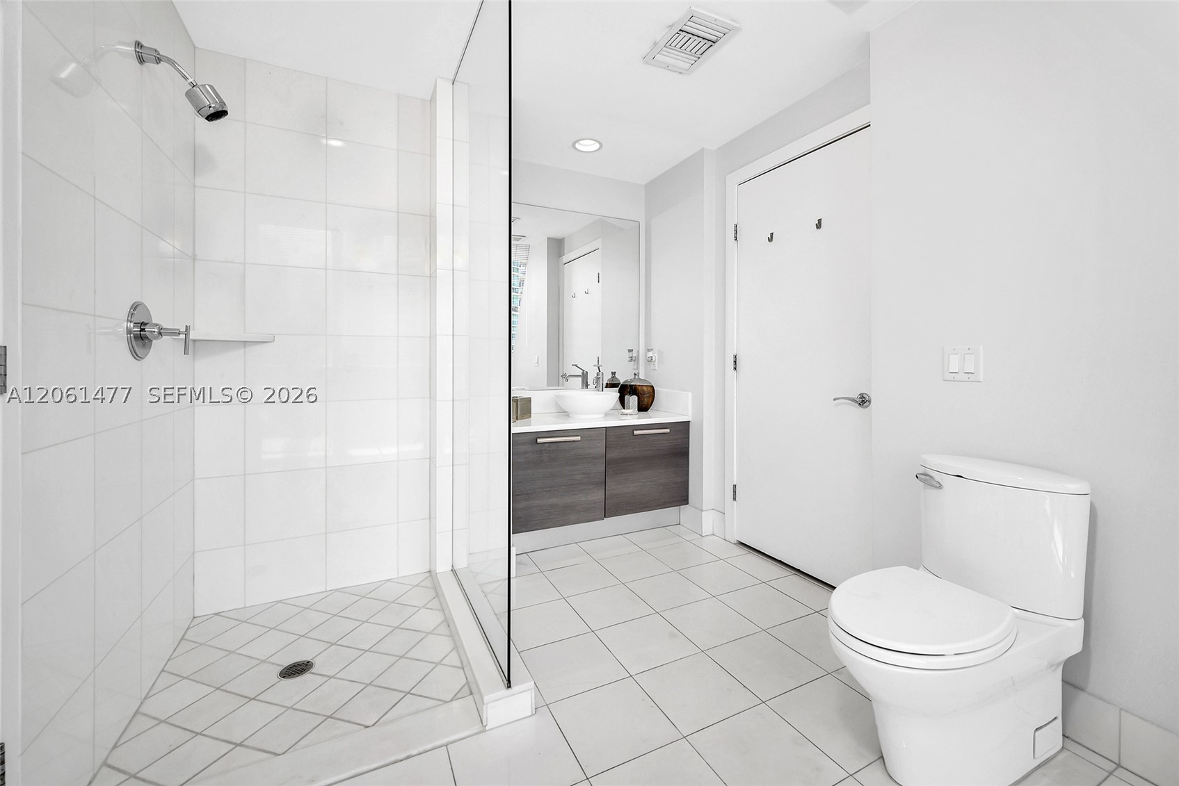2950 NE 188th St #449, Aventura FL 33180