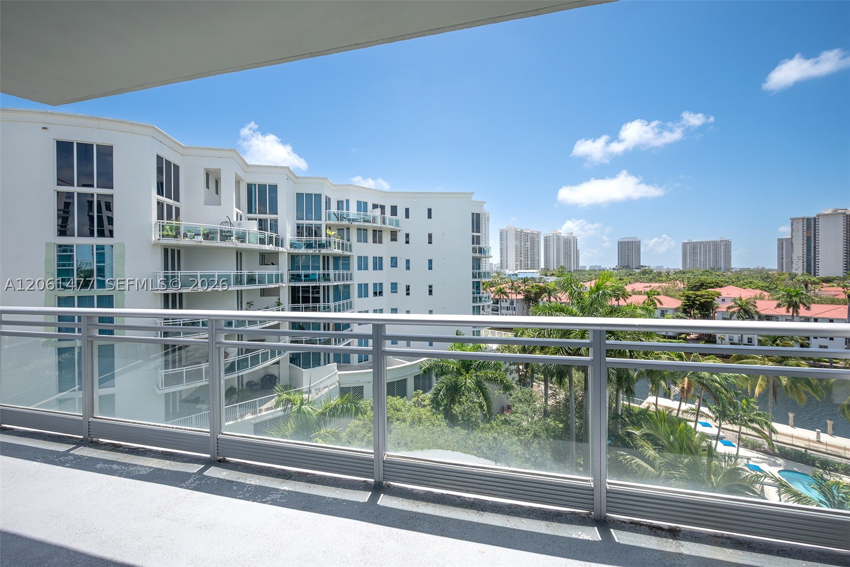 2950 NE 188th St #449, Aventura FL 33180