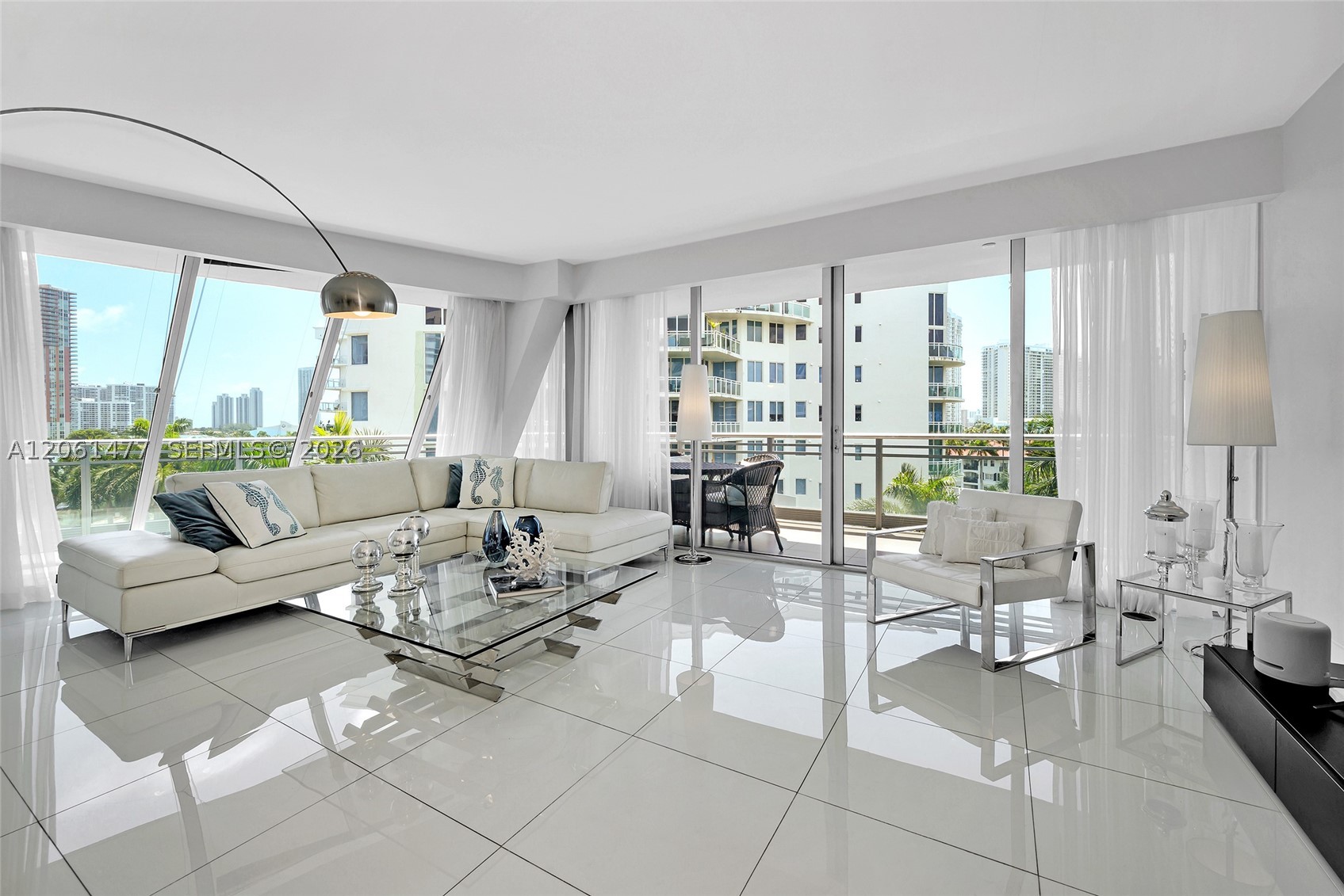 2950 NE 188th St #449, Aventura FL 33180