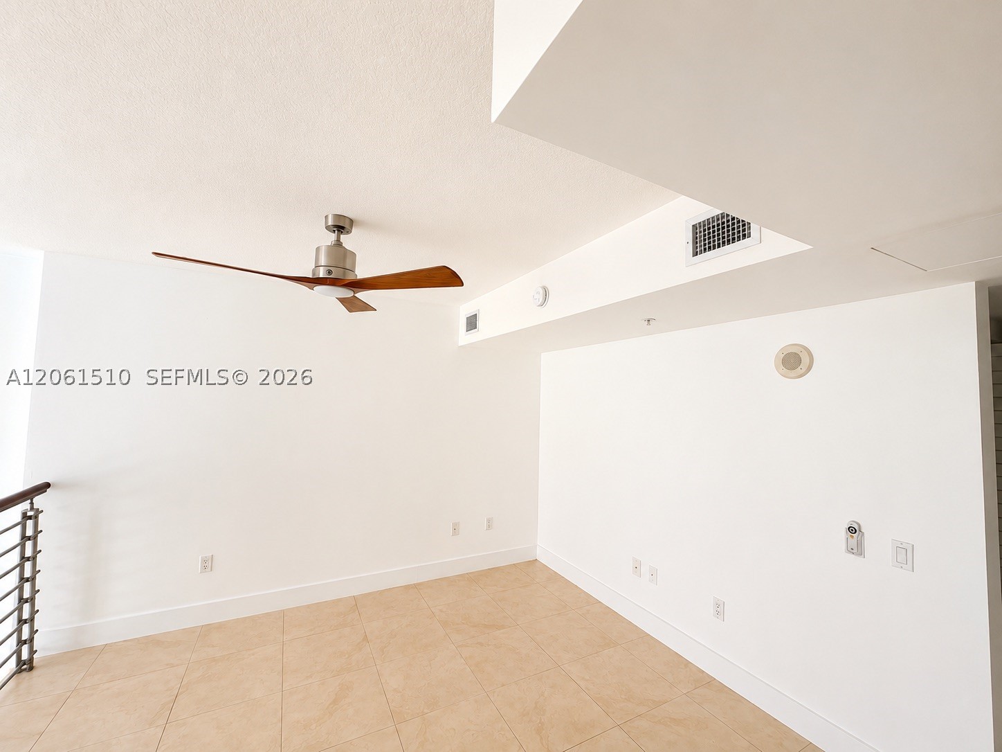 41 SE 5th St #1415, Miami FL 33131