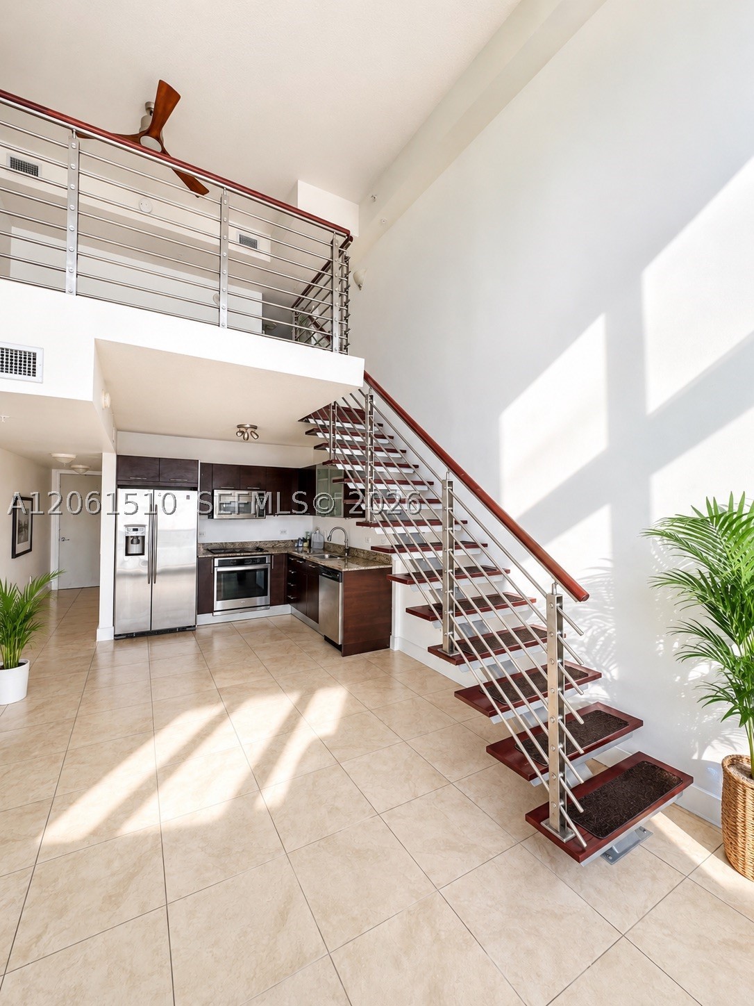 41 SE 5th St #1415, Miami FL 33131