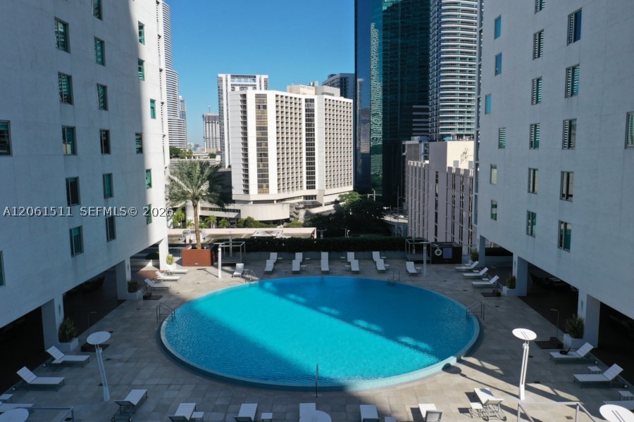 500 Brickell Ave #2407, Miami FL 33131