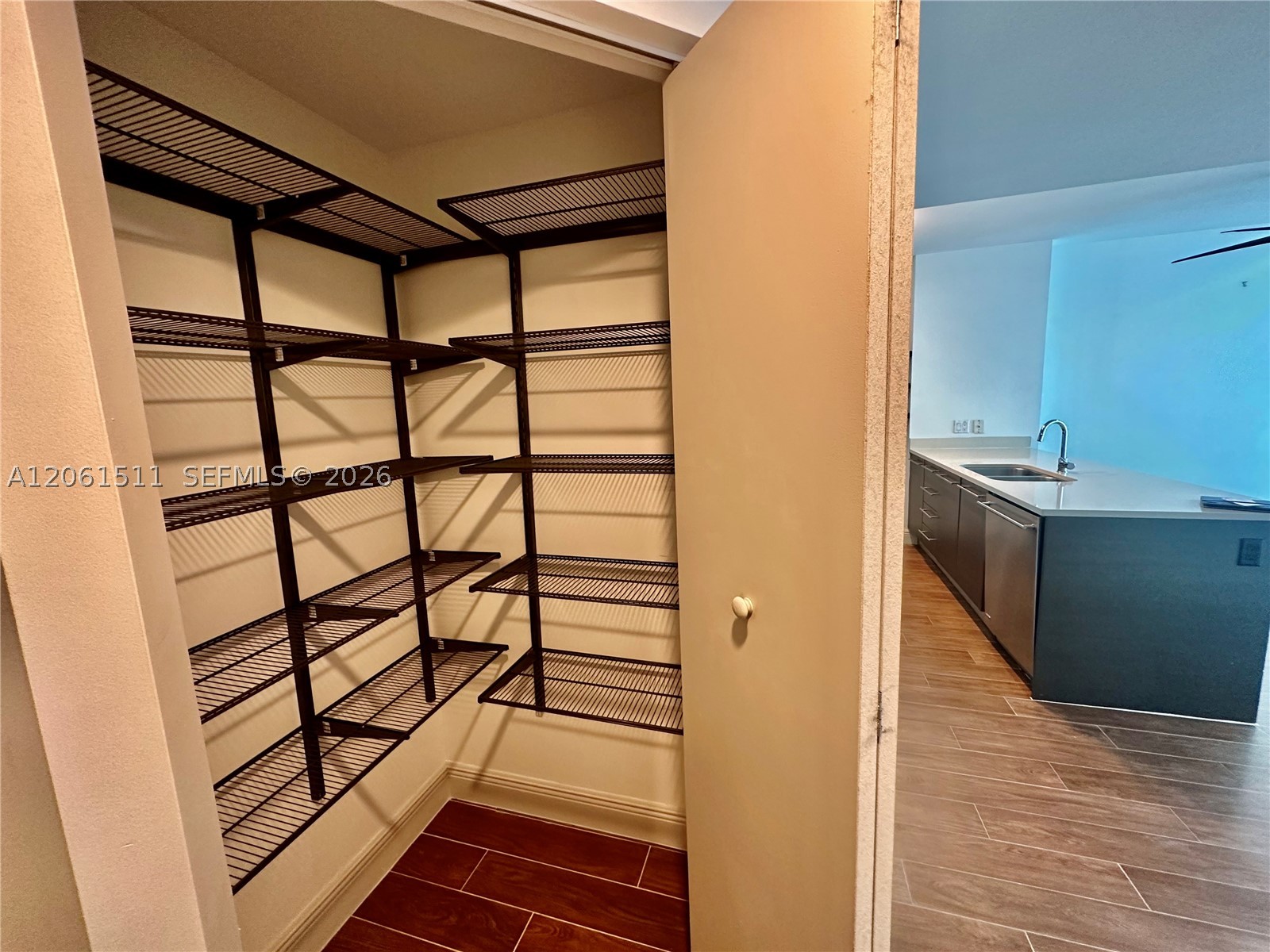 500 Brickell Ave #2407, Miami FL 33131
