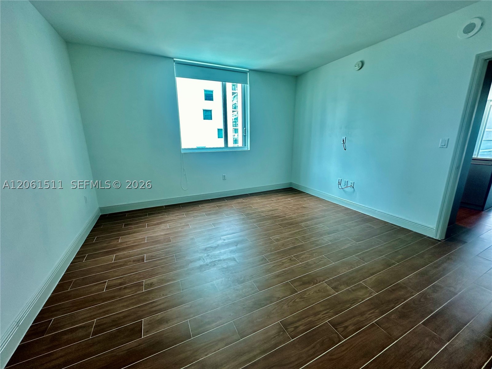 500 Brickell Ave #2407, Miami FL 33131