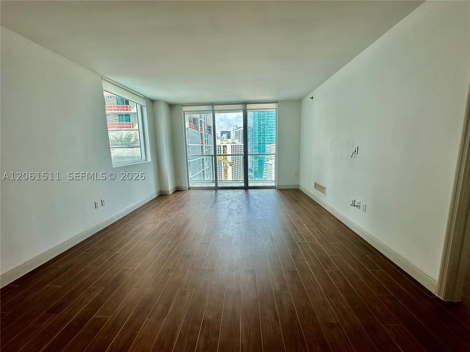 500 Brickell Ave #2407, Miami FL 33131