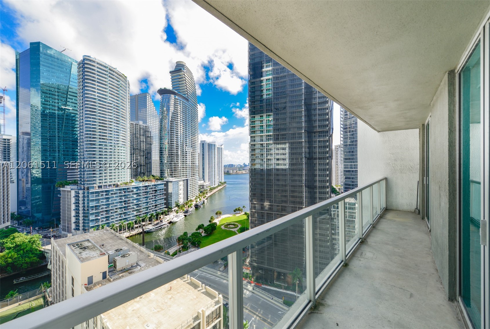 500 Brickell Ave #2407, Miami FL 33131
