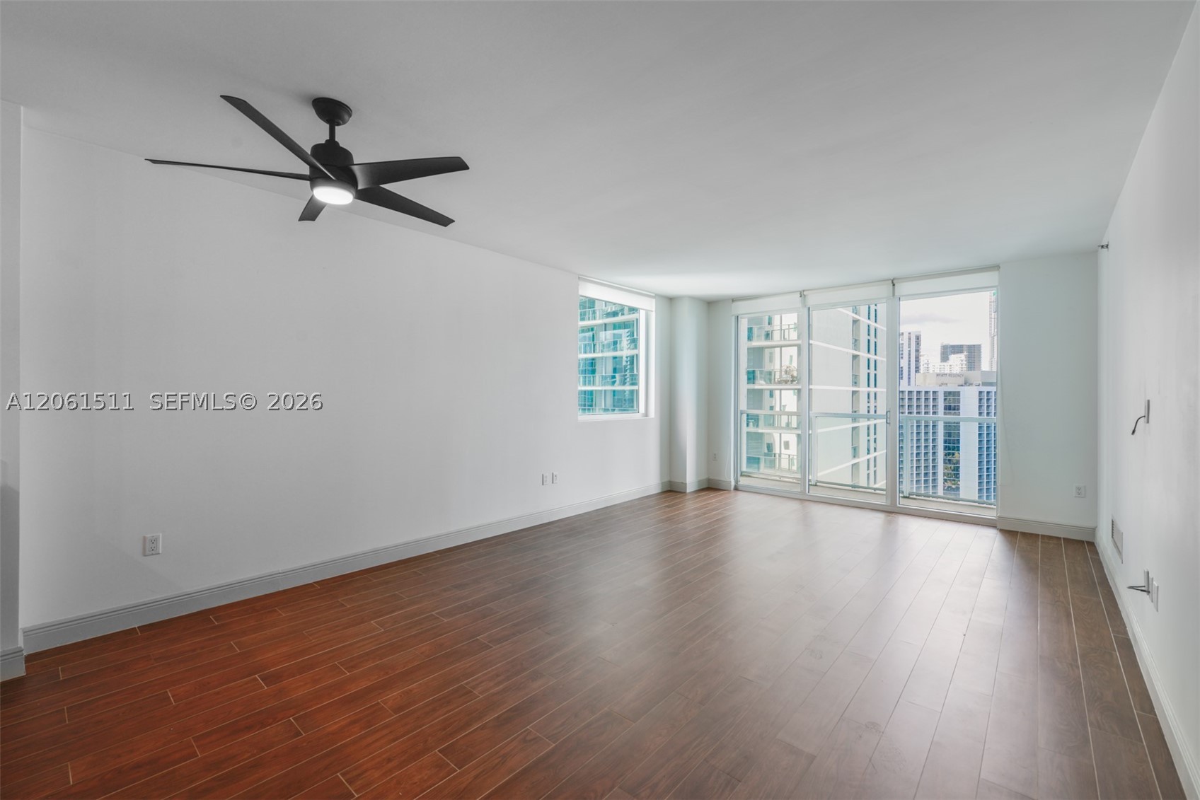 500 Brickell Ave #2407, Miami FL 33131